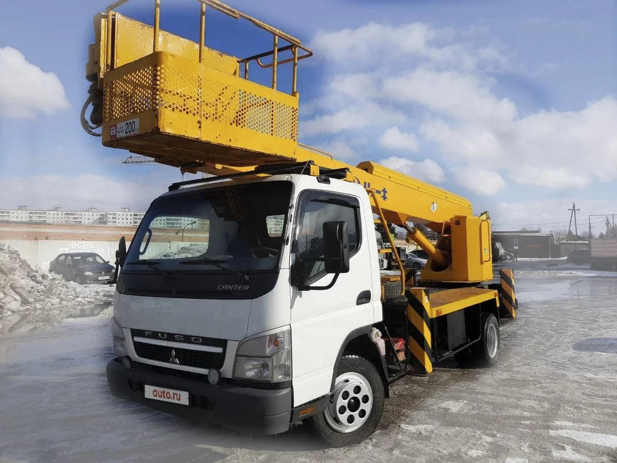 Автовышка Isuzu FORWARD